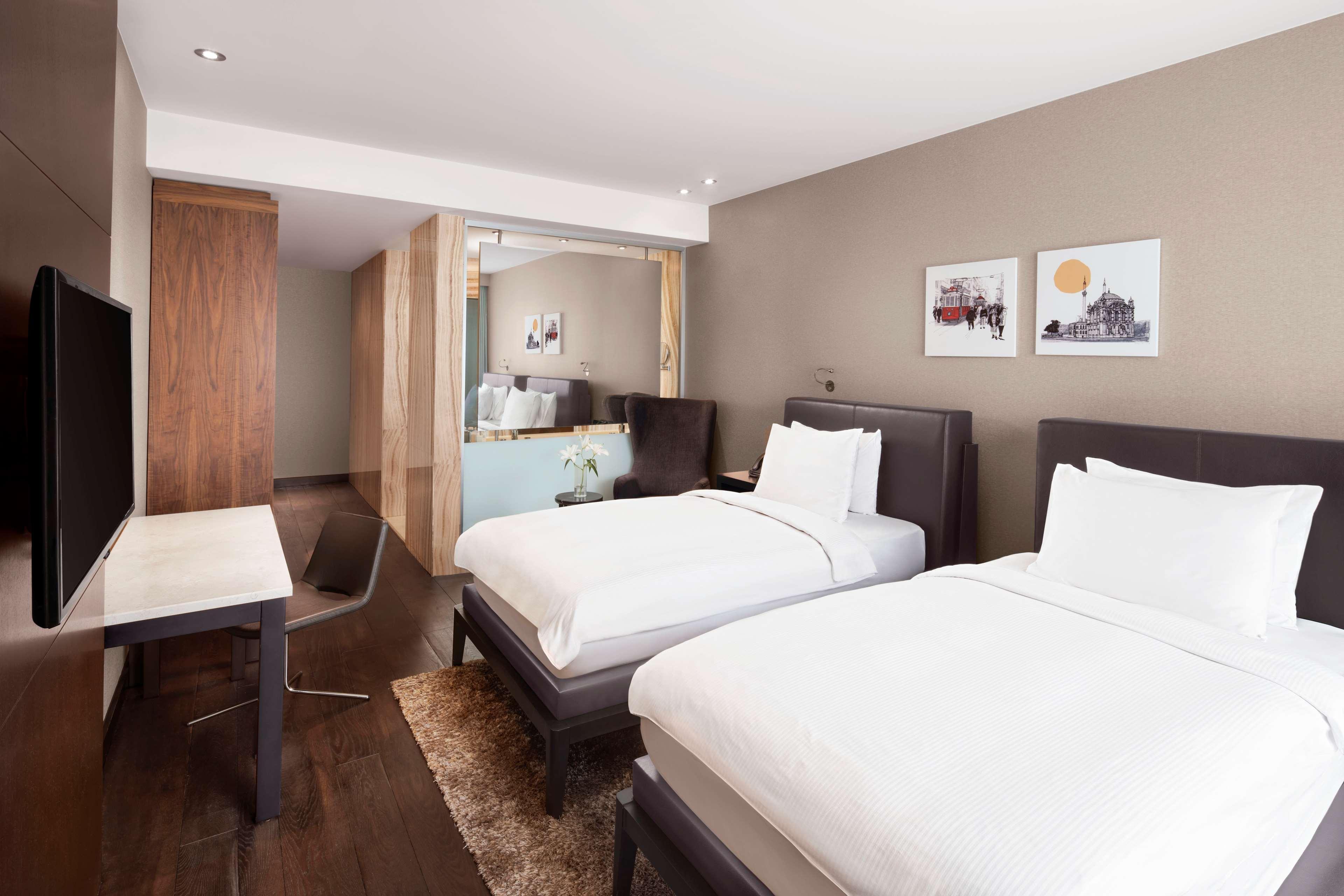 Готель Radisson Blu & Spa, Tuzla 5*